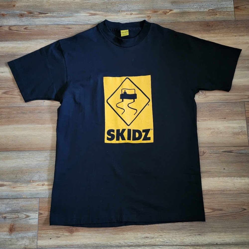 Vintage 90s SKIDZ Logo T-shirt OSFA Black Short Sleeve Crewneck